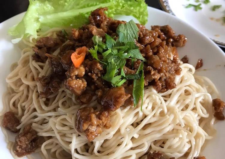 Bakmi ayam