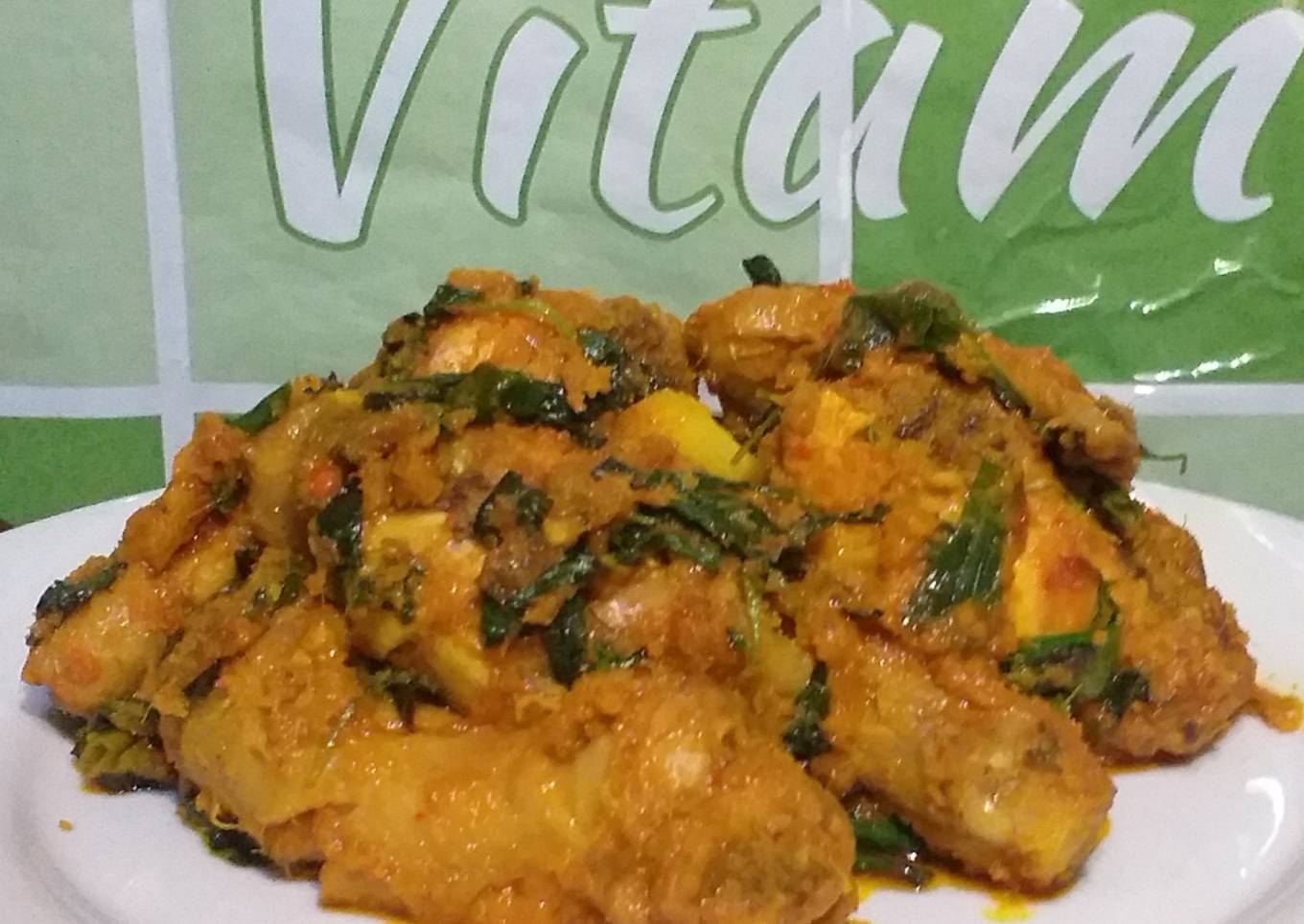 Ayam woku kemangi khas manado
