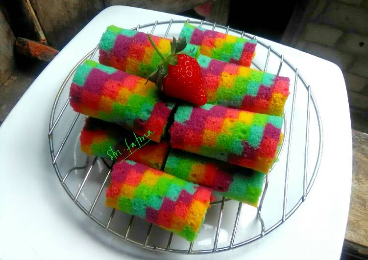 Anyam rainbow rollcake