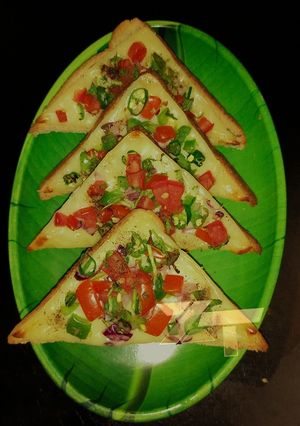 A picture of Chilli cheese toast.