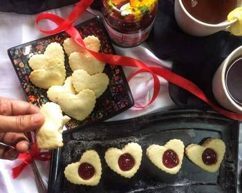 Easy Fast Cooking Butter cookies with strawberry jam Delicious Nutritious