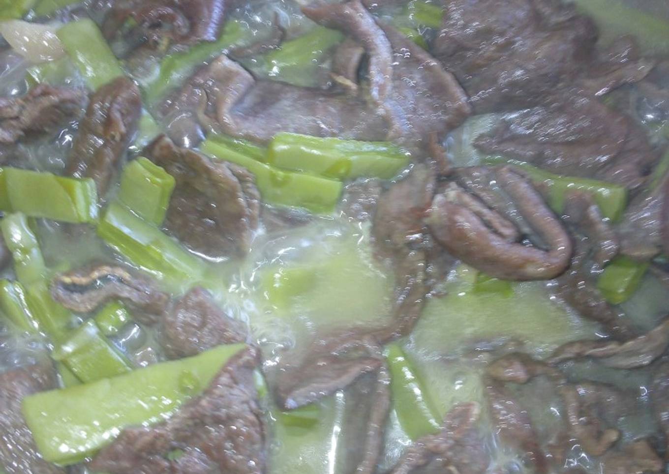 Cecina con nopales a la Mario, s