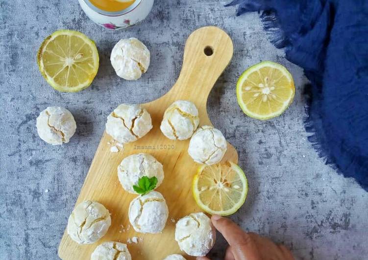 Resep @GURIH Lemon Crinkle Cookies menu kue-sehari hari