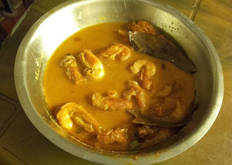 Everyday of Prawn malai curry