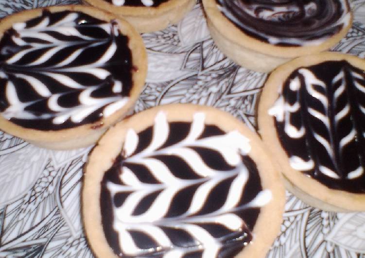 Easiest Way to Make Any-night-of-the-week Chocolate Tarts