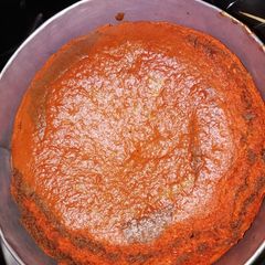 A picture of Orange and chocolate cake.