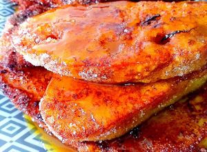 Una foto de Torrijas glaseadas de clementinas confitadas de alexis Urrutia