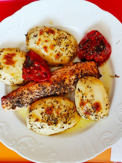 Una foto de Salmón al horno