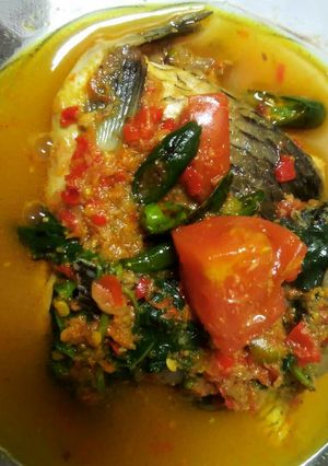 Foto resep Ikan mas bumbu kuning pedas