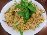 Mì trứng trộn nấm bào ngư