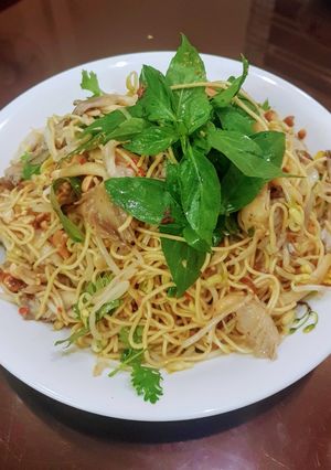 Hình của món Mì trứng trộn nấm bào ngư.