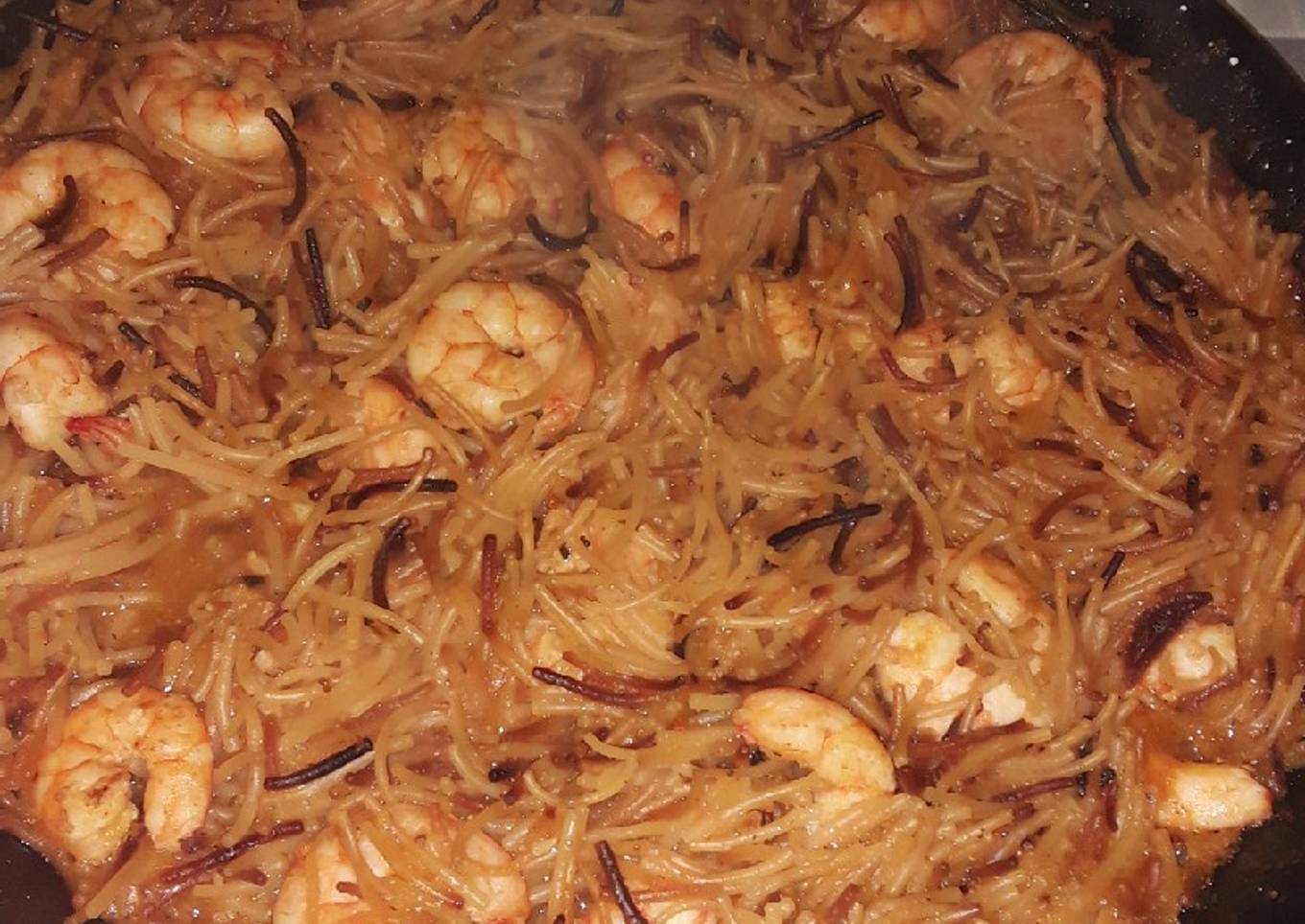 Fideuá con langostinos