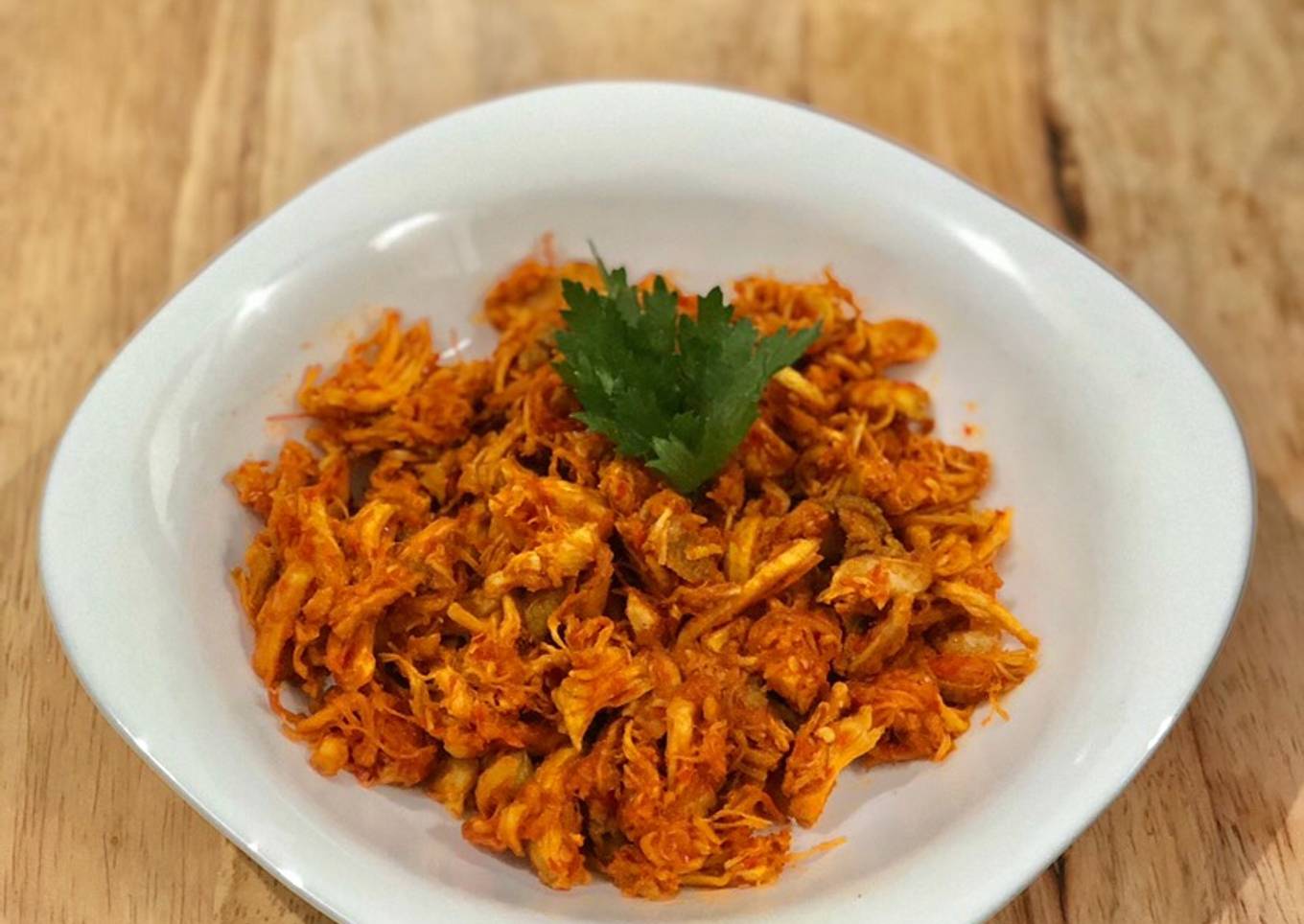Ayam suwir balado