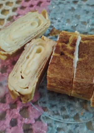 Una foto de Tortilla japonesa (tamagoyaki)