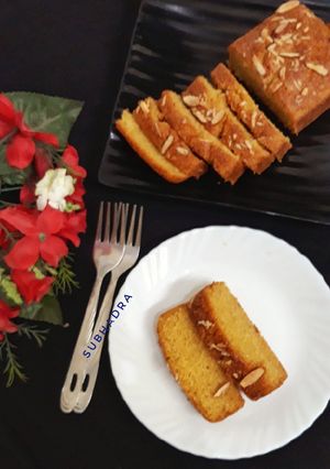 A picture of Mango Semolina cake.