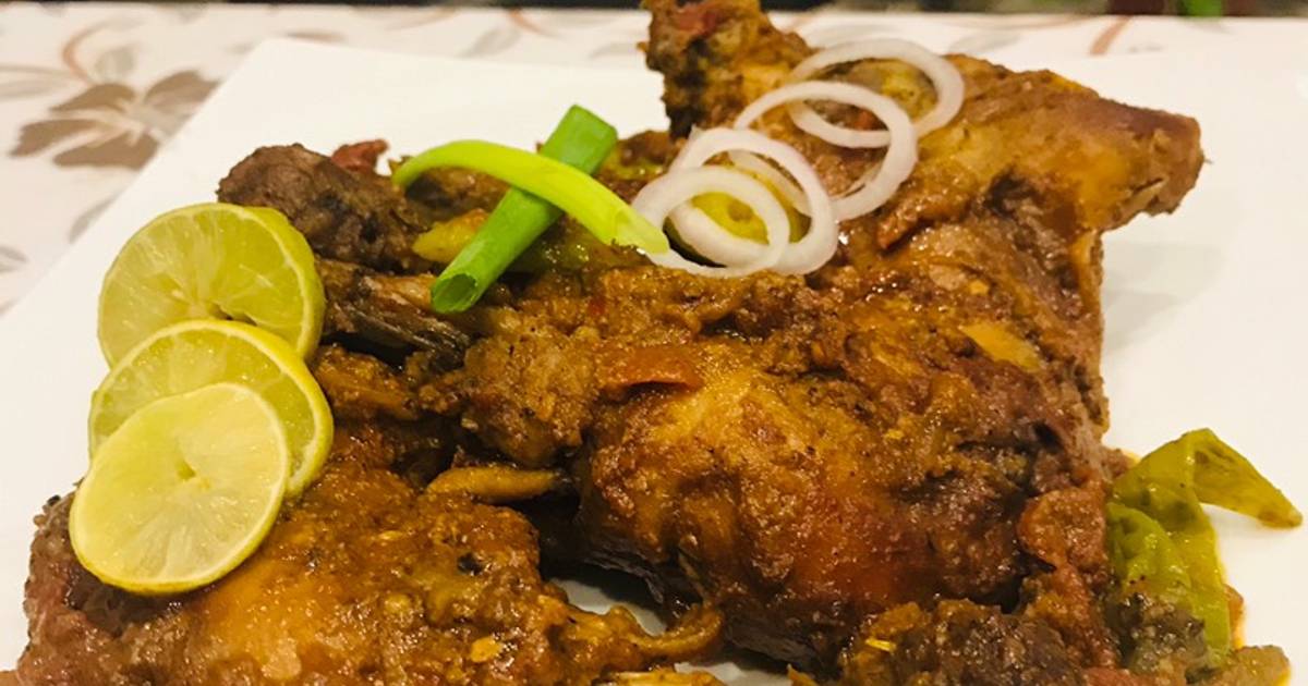 Chicken Tikka Karahi Recipe by Zobia Sajjad - Cookpad