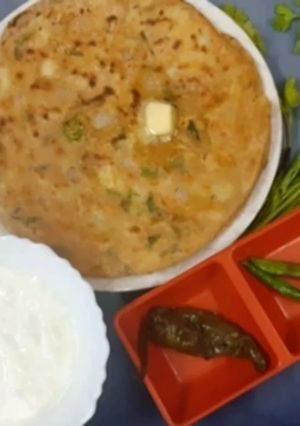A picture of Aloo Paratha.