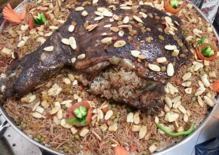 أوزي عراقي مع ضلع محشي