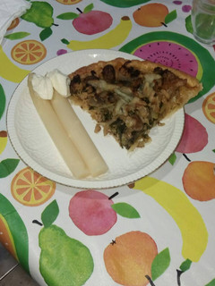 Una foto de Pastel de hojaldre con verduras, atún y queso
