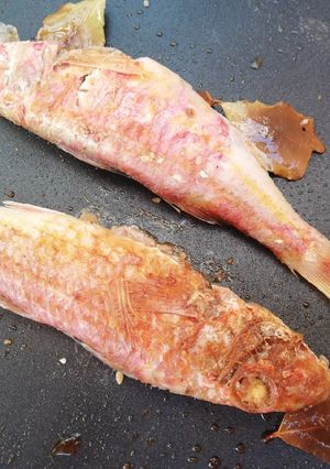 Una foto de Salmonetes a la plancha🍃