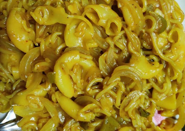 Steps to Prepare Quick Macroni with Maggie
