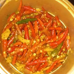 A picture of Lal mirchi achaar.