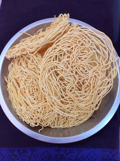 સેવ (Sev Recipe In Gujarati) રેસીપી મુખ્ય ફોટો