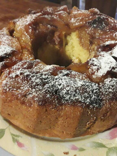 Una foto de Torta invertida rápida de peras y manzanas !