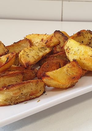 Una foto de Patatas al romero