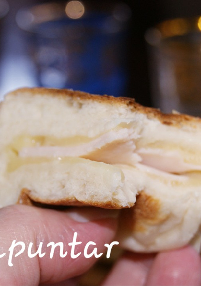Una foto de Batbout rellenos 🥪 🕌🌙