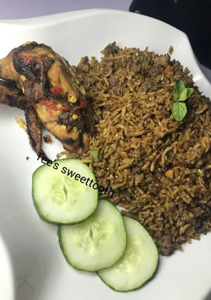 A picture of Oven grilled peppered chicken.