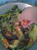 Sayur ikan bawal nyomok kuning cabe ijo (ikan bawal di kuningin)