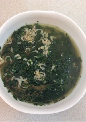 Hình của món Canh lá khoai lang nấu moi.