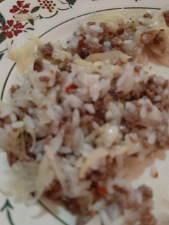 Una foto de Arroz con carne rápido