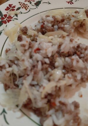 Una foto de Arroz con carne rápido