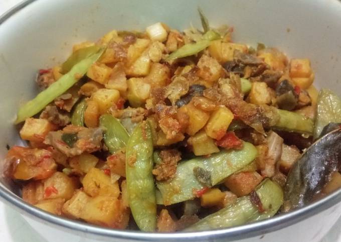 Sambel Goreng Kentang