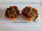 Una foto di peperoni ripieni olive