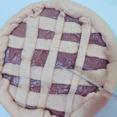 A picture of Nutella tart without butter.
