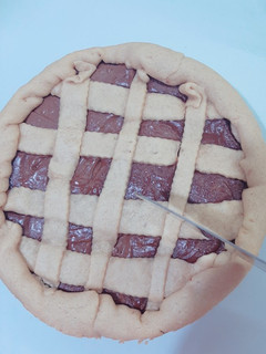 A picture of Nutella tart without butter.