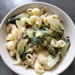 A picture of Macaroni Pasta.