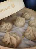 Dumpling al vapore con verdure e gamberi con salsa piccante (senza frumento e soia)