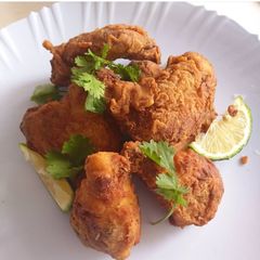 A picture of Crispy and Spicy Chicken wings.