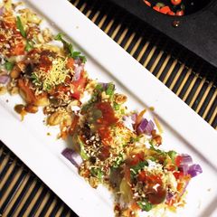 A picture of Papdi Chaat.