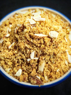 राजस्थानी चूरमा(Rajasthani churma recipe in Hindi) रेसिपी मुख्य फोटो