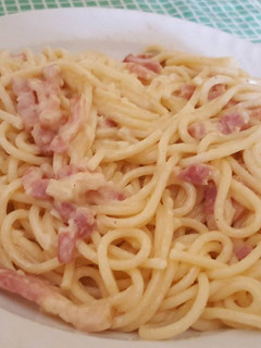 Una foto de Espaguetis a la Carbonara