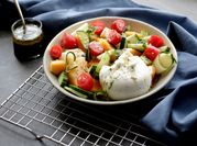 Une photo de salade avec melon
