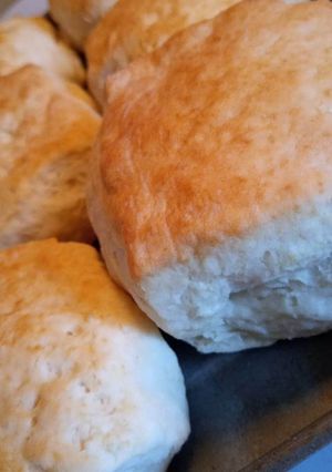 A picture of Buttermilk Lard Biscuits.