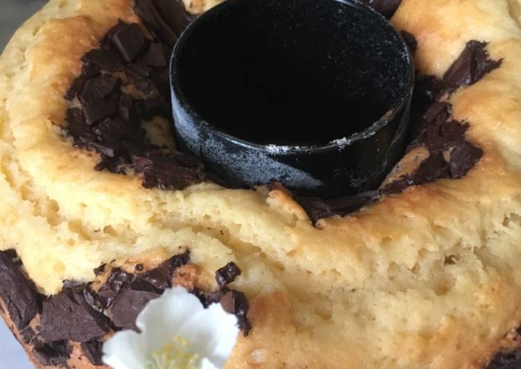 Ciambella della 👵🏻 con uovo di Pasqua cioccofondente