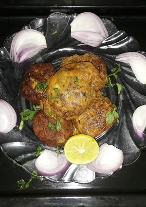 A picture of Shami kabab.