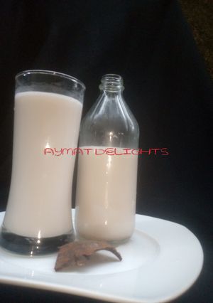 A picture of Coconut milk.